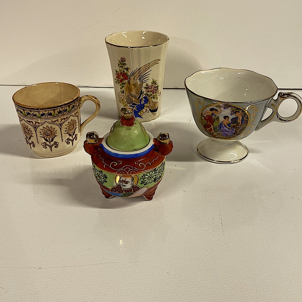 4 Piece Vintage Japanese Collection   Great Condition